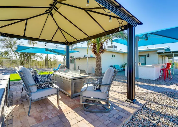 Classy Escape W/ Fire Pit On 5 Acres! Vakantiehuis *