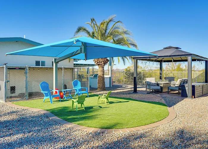 Classy Escape W/ Fire Pit On 5 Acres! Dom wakacyjny *